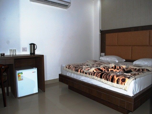 Hotel Emporio Near Railway Station New Delhi